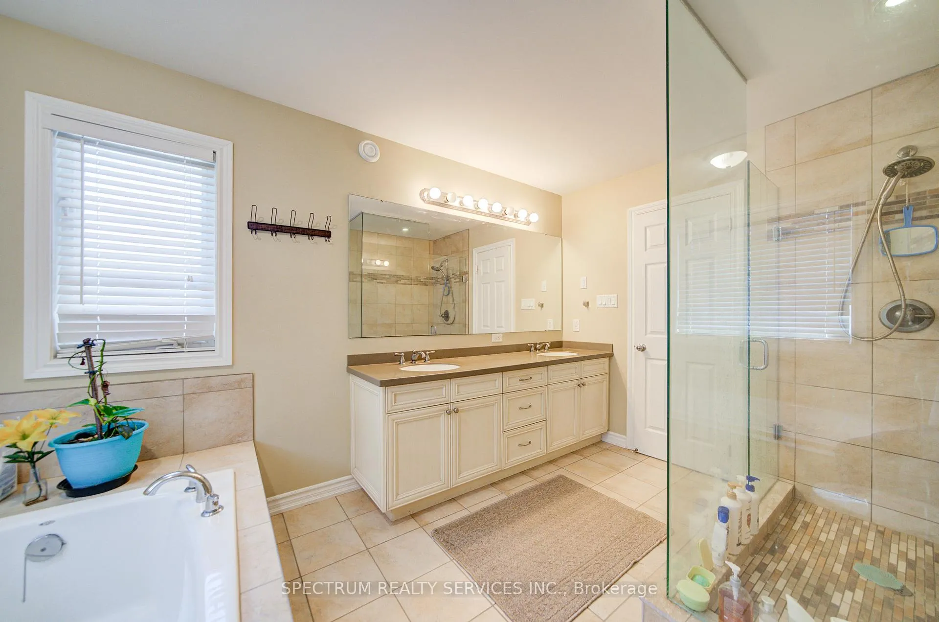 Photo 29 of 72 Graihawk Drive, Barrie, Ardagh — HOMEH