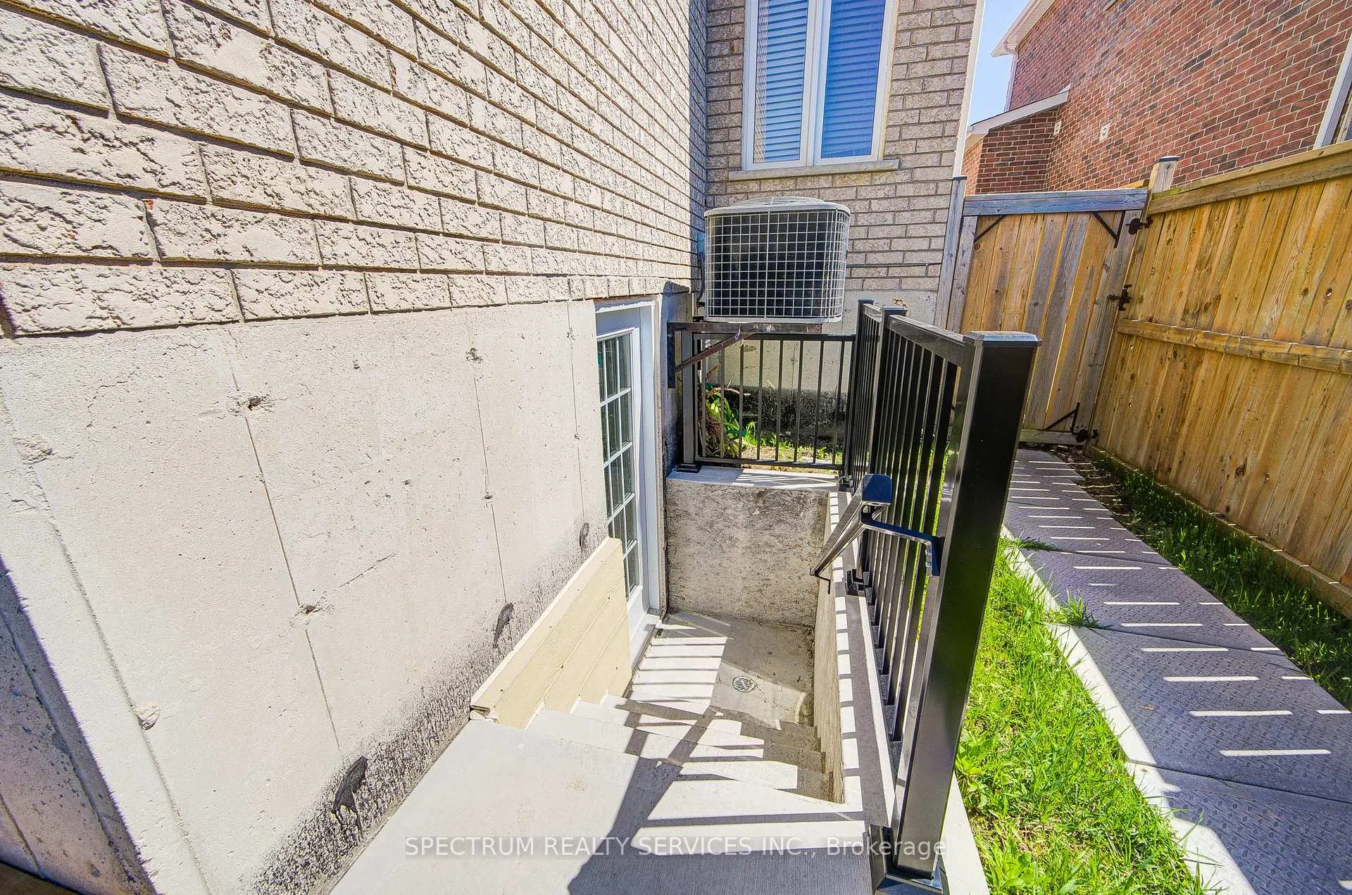Photo 50 of 72 Graihawk Drive, Barrie, Ardagh — HOMEH