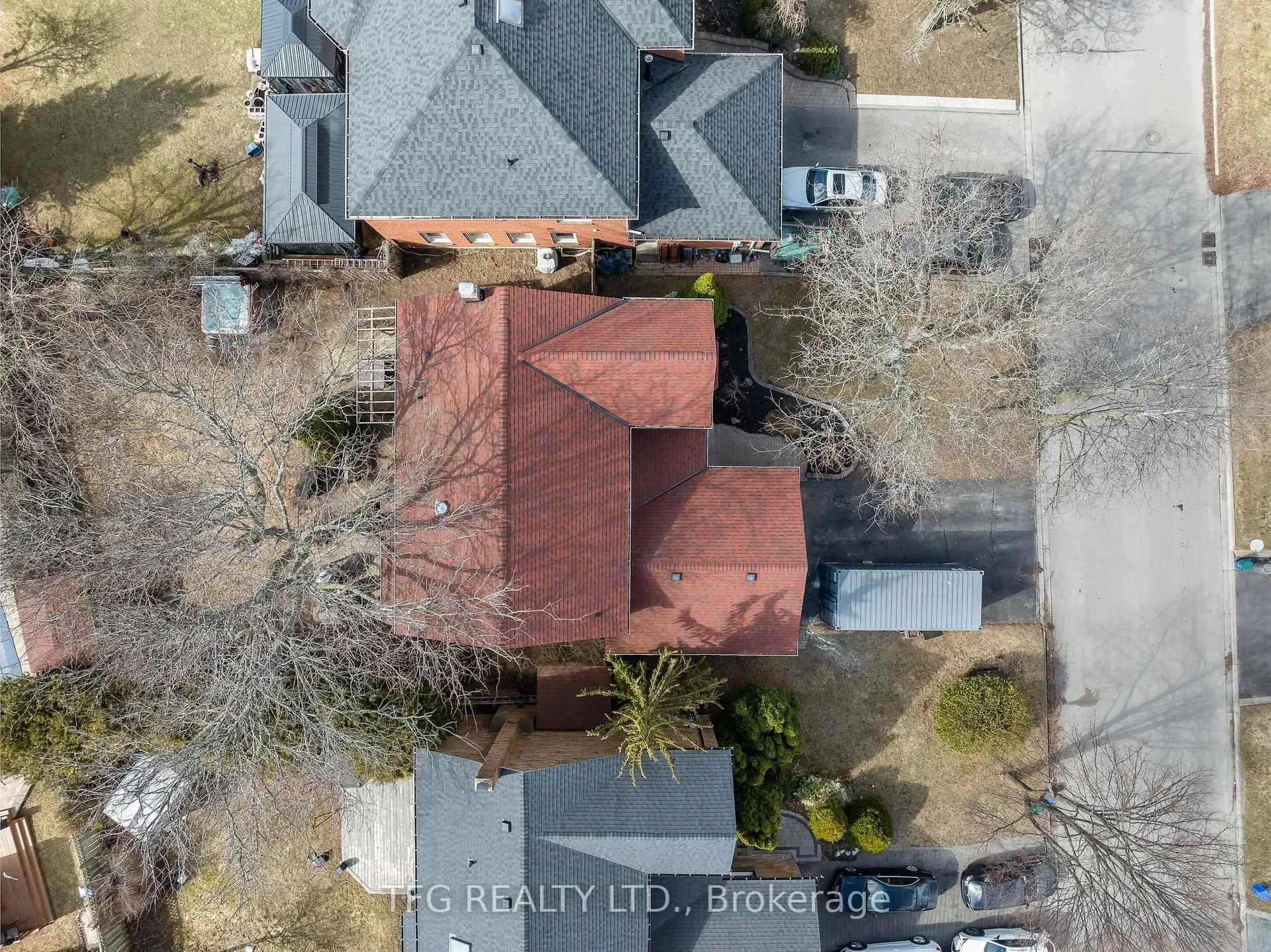 Photo 35 of 4 Carriage Lane, Clarington, Courtice — HOMEH
