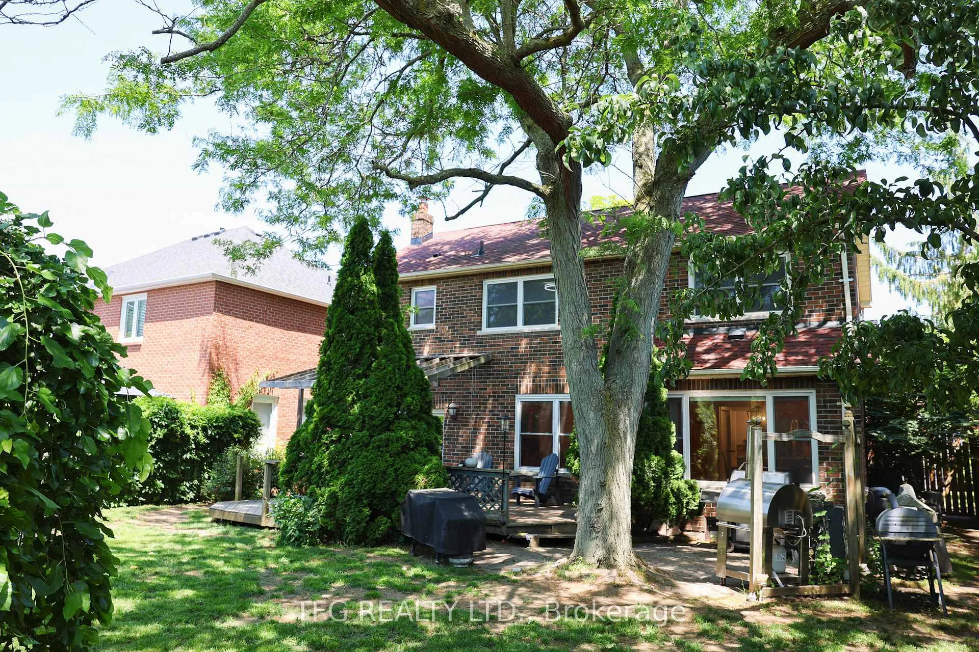 Photo 36 of 4 Carriage Lane, Clarington, Courtice — HOMEH