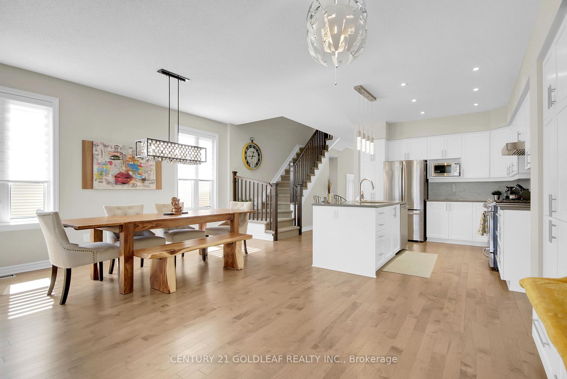 Photo 12 of 524 Earnscliffe Grove, Ottawa, Riverside South/Gloucester Glen — HOMEH