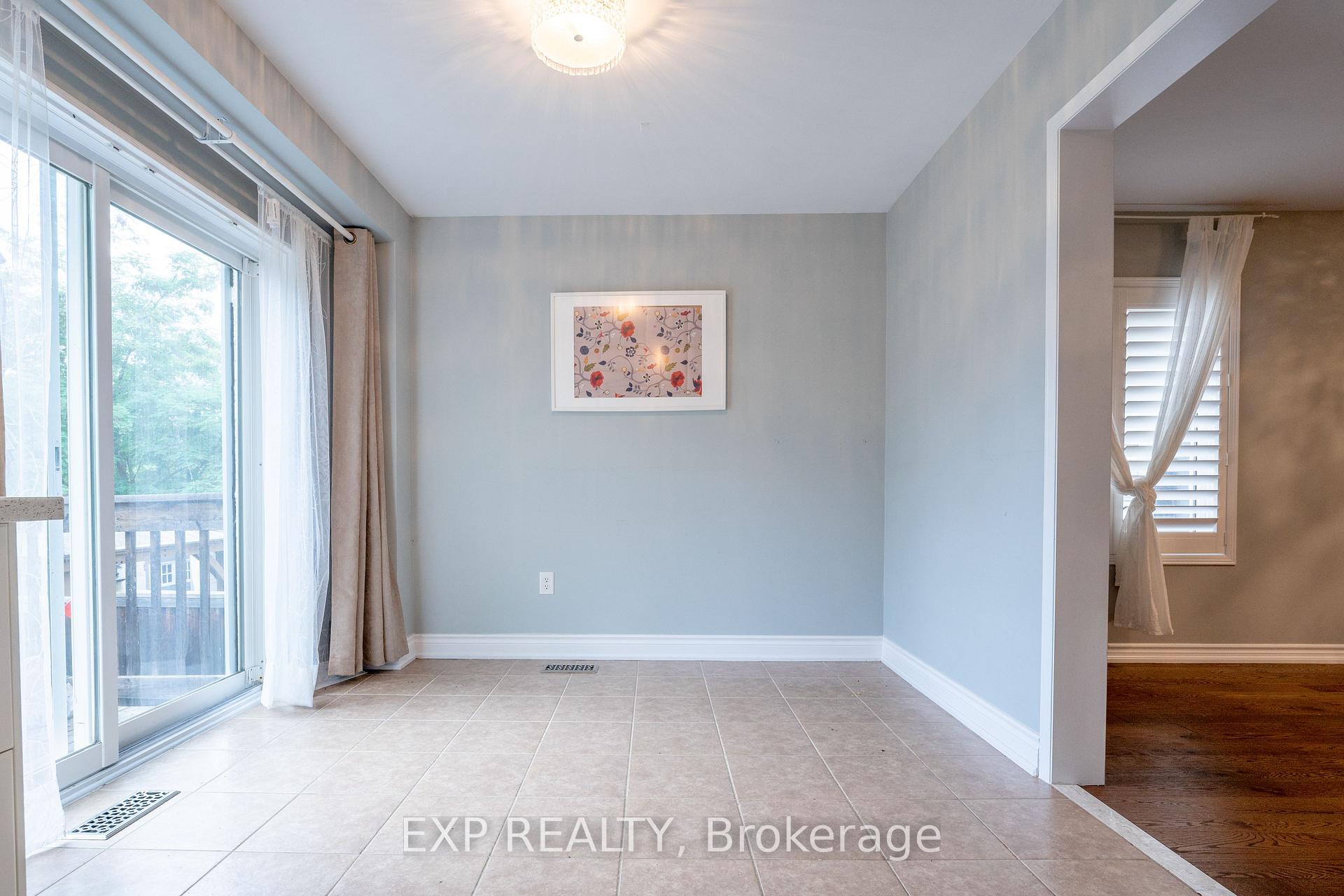 Photo 6 of 4800 Capri Crescent, Burlington, Alton — HOMEH
