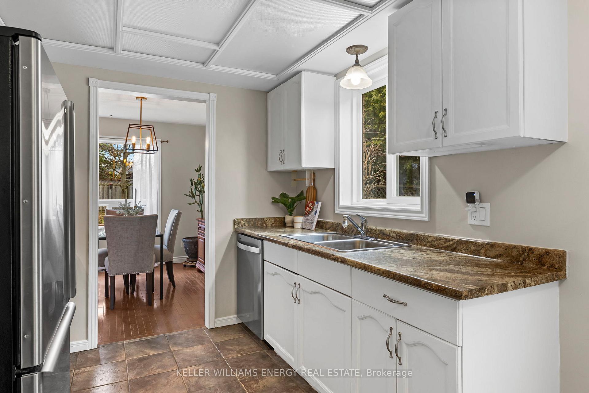 Photo 11 of 50 Kershaw Street, Clarington, Bowmanville — HOMEH