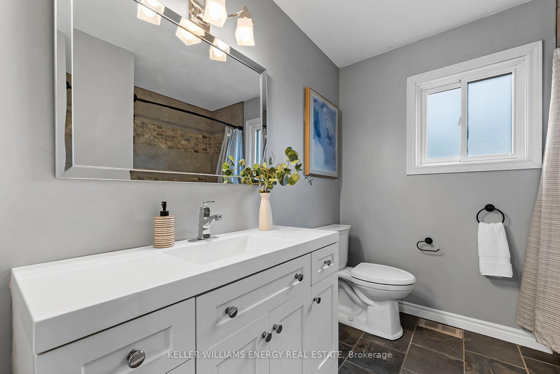 Photo 17 of 50 Kershaw Street, Clarington, Bowmanville — HOMEH