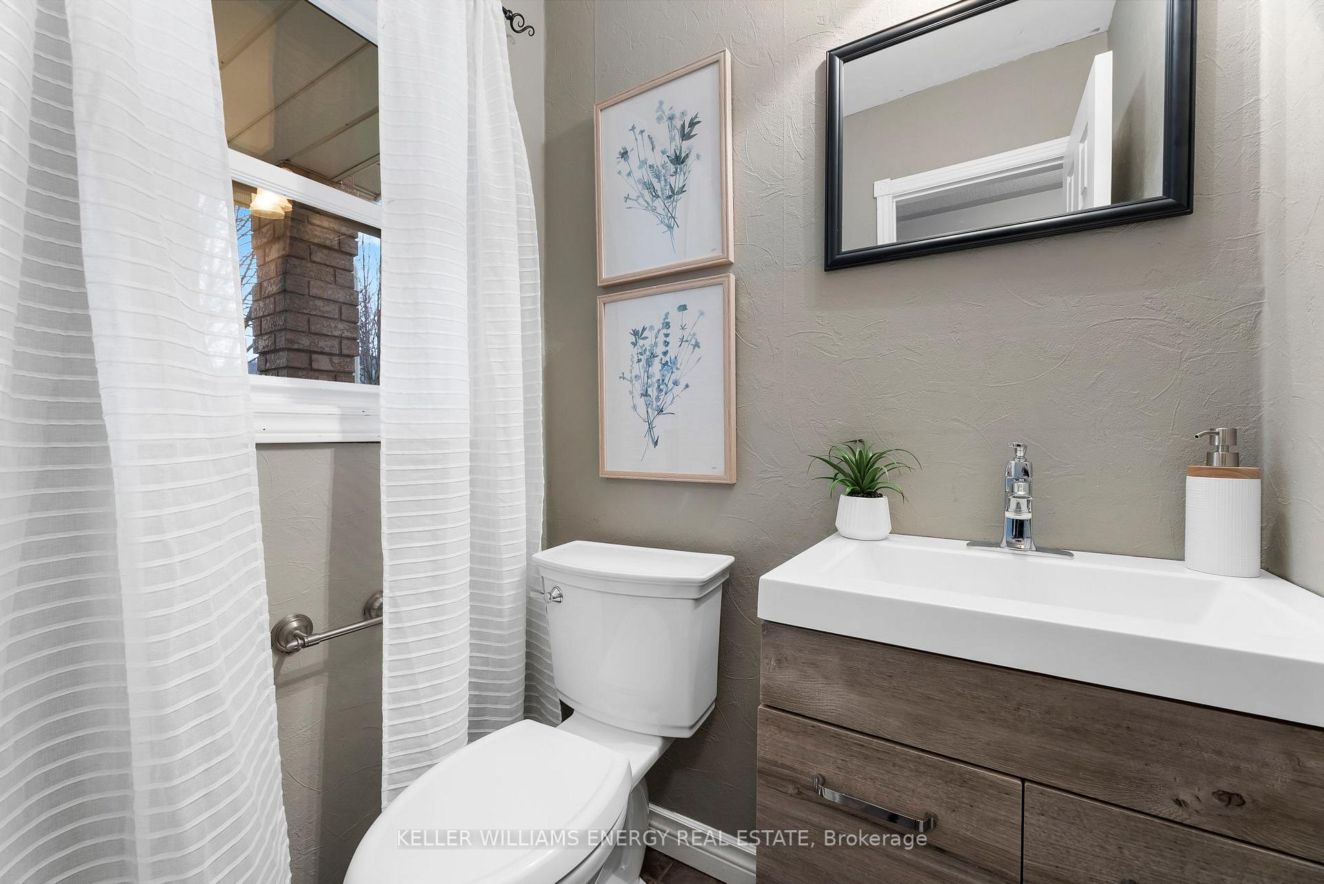 Photo 20 of 50 Kershaw Street, Clarington, Bowmanville — HOMEH