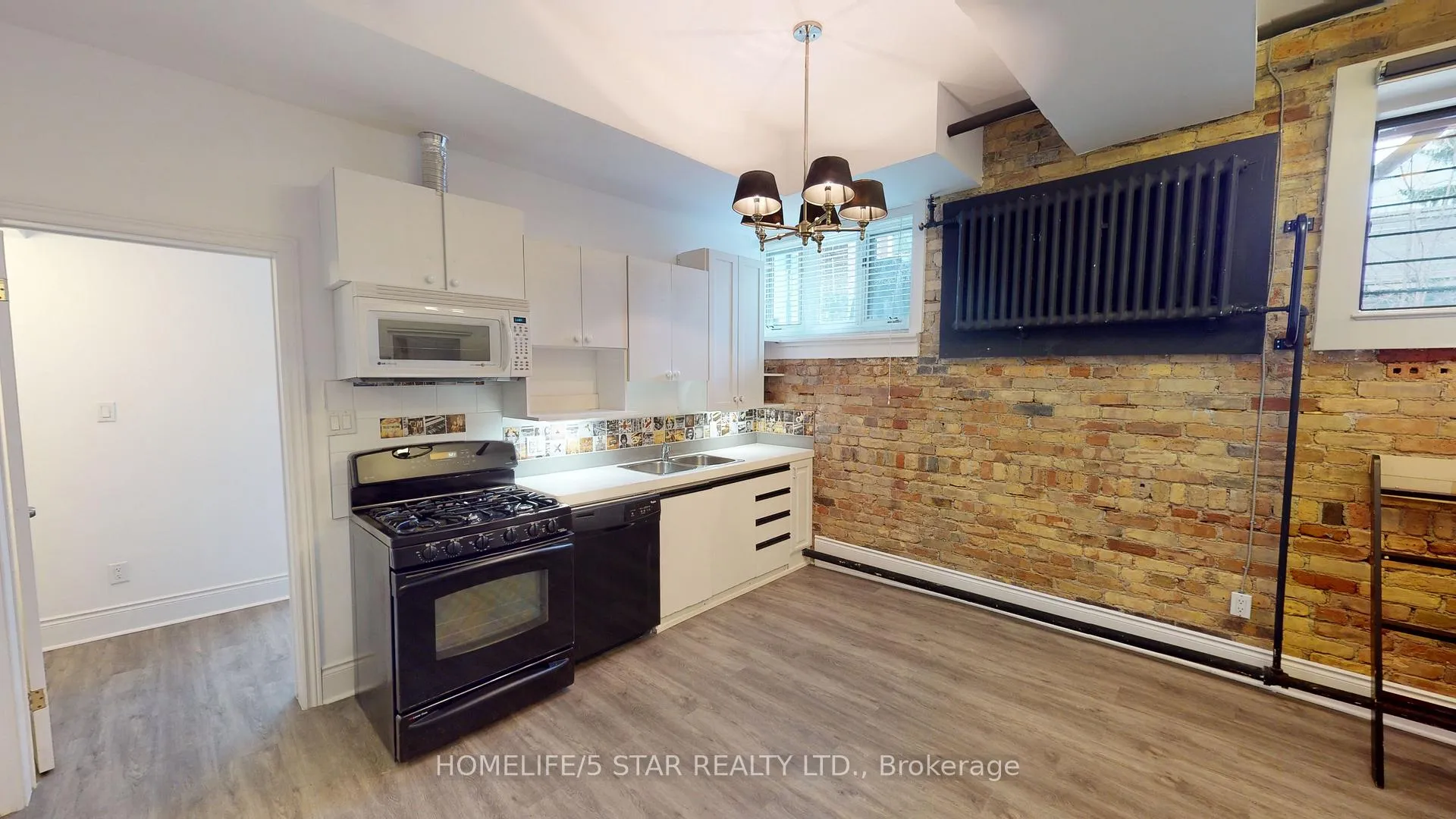 Photo 3 of Unit 202, 1152 Gerrard Street E, Toronto, South Riverdale — HOMEH