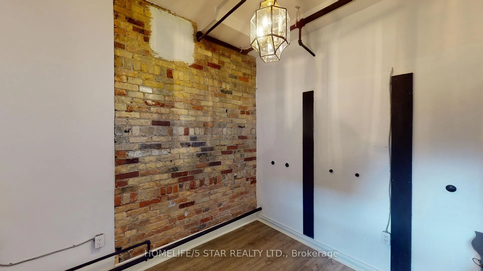 Photo 10 of Unit 202, 1152 Gerrard Street E, Toronto, South Riverdale — HOMEH