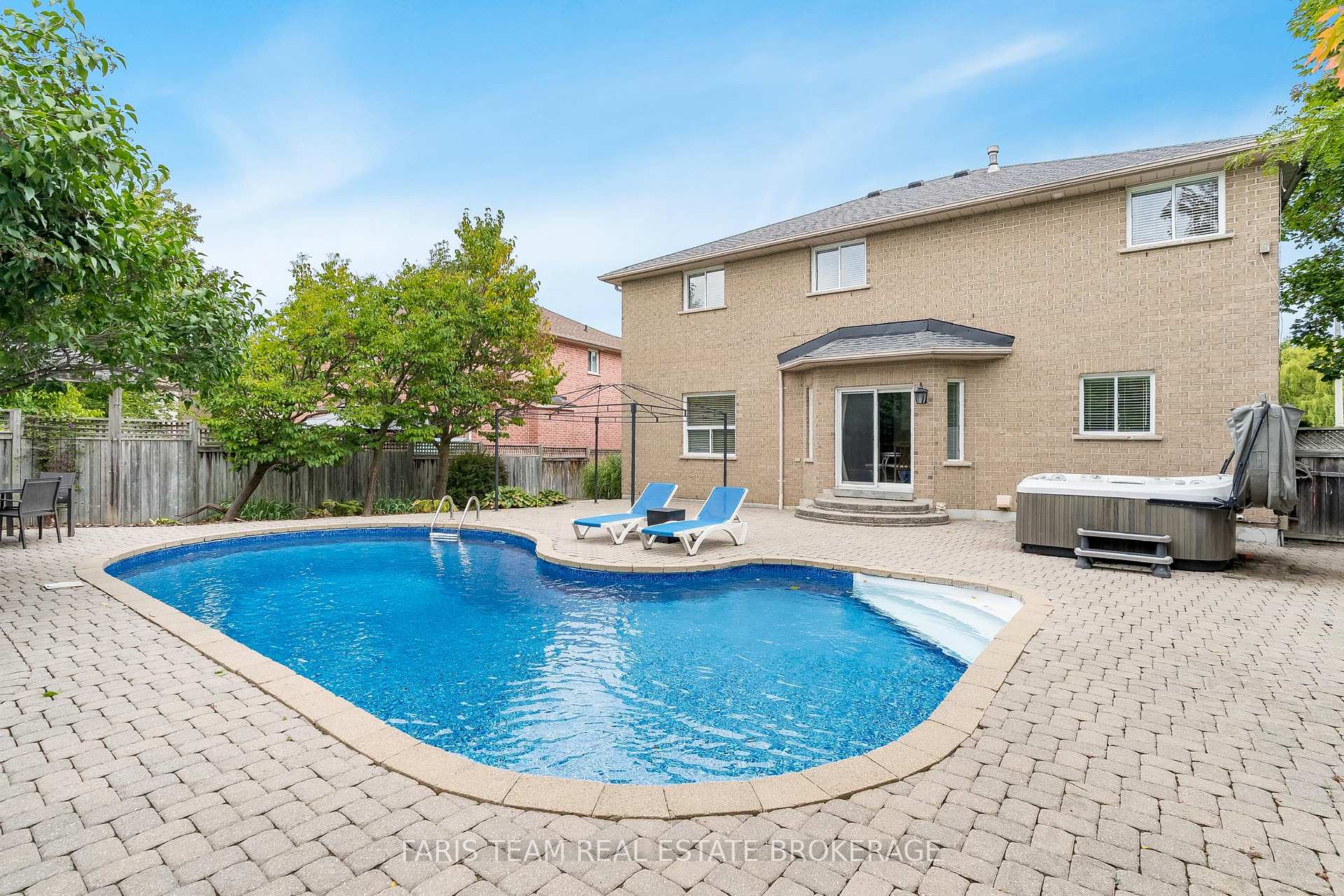 Photo 42 of 2 Sumac Street, Barrie, Bayshore — HOMEH