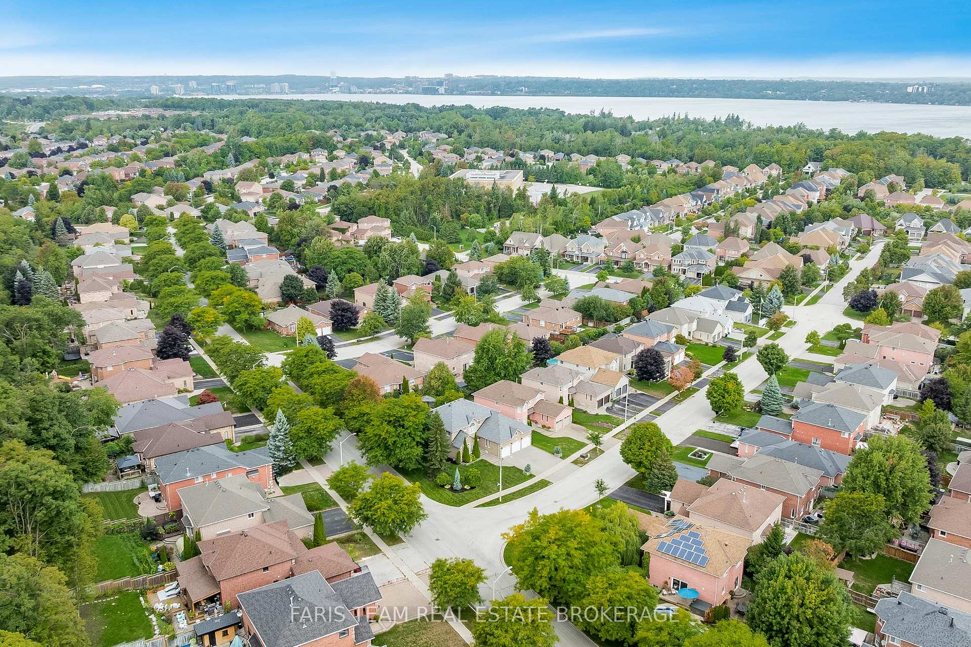 Photo 47 of 2 Sumac Street, Barrie, Bayshore — HOMEH