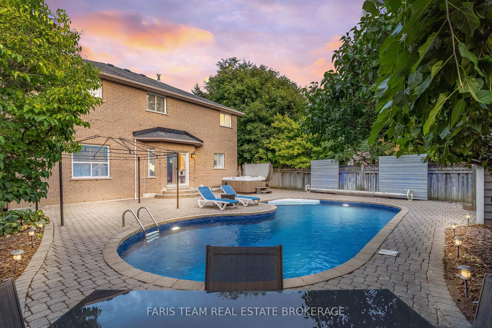 Photo 49 of 2 Sumac Street, Barrie, Bayshore — HOMEH