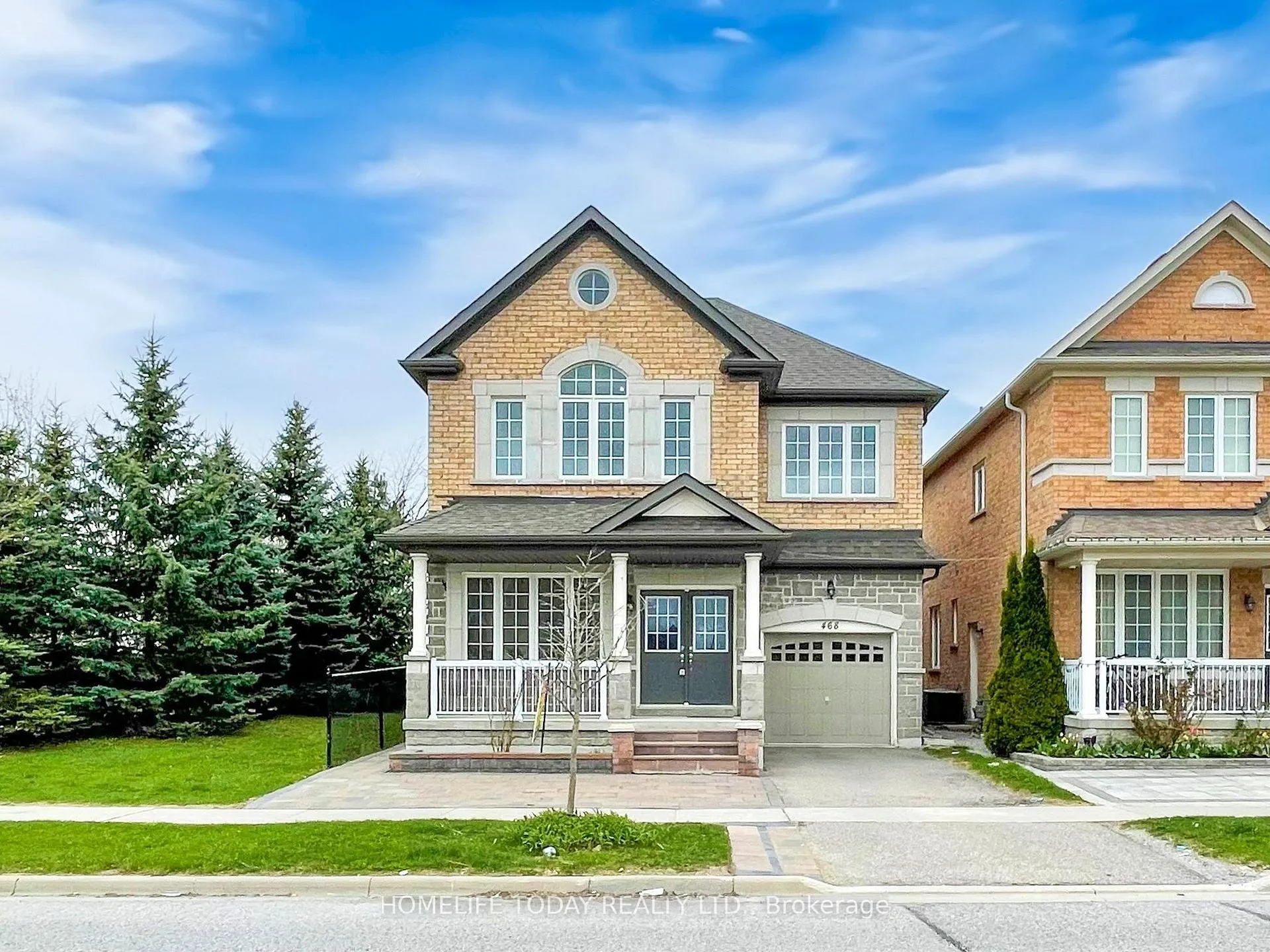 Front of 468 Roy Rainey Avenue