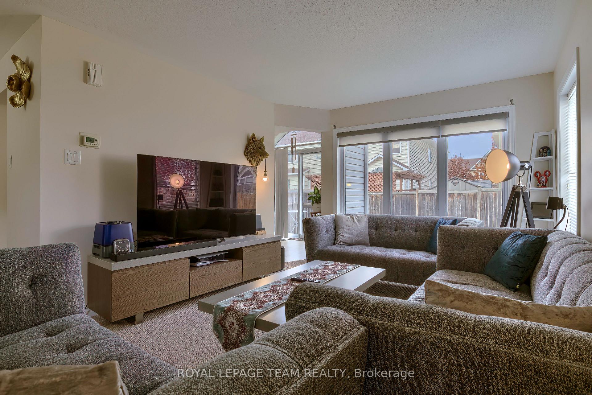 Photo 6 of 281 Serena Way, Ottawa, Barrhaven - Strandherd — HOMEH