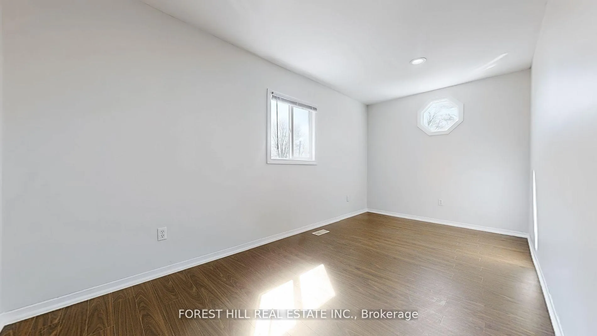 Photo 32 of 1118 Gilford Road, Innisfil, Gilford — HOMEH