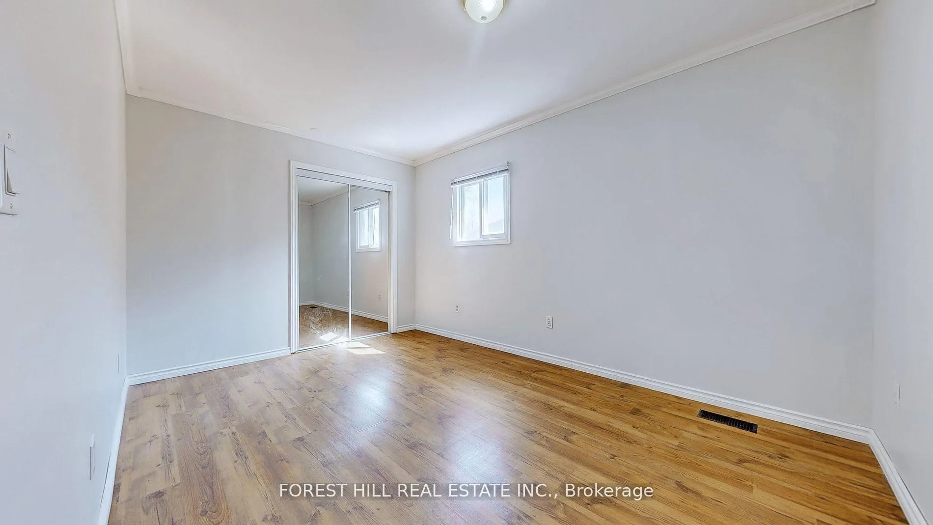Photo 36 of 1118 Gilford Road, Innisfil, Gilford — HOMEH