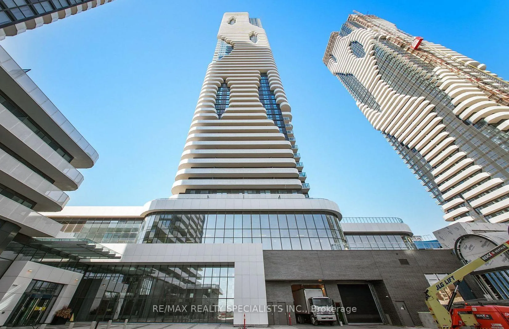 Photo 1 of Unit 5202, 225 Commerce Street, Vaughan, Vaughan Corporate Centre — HOMEH