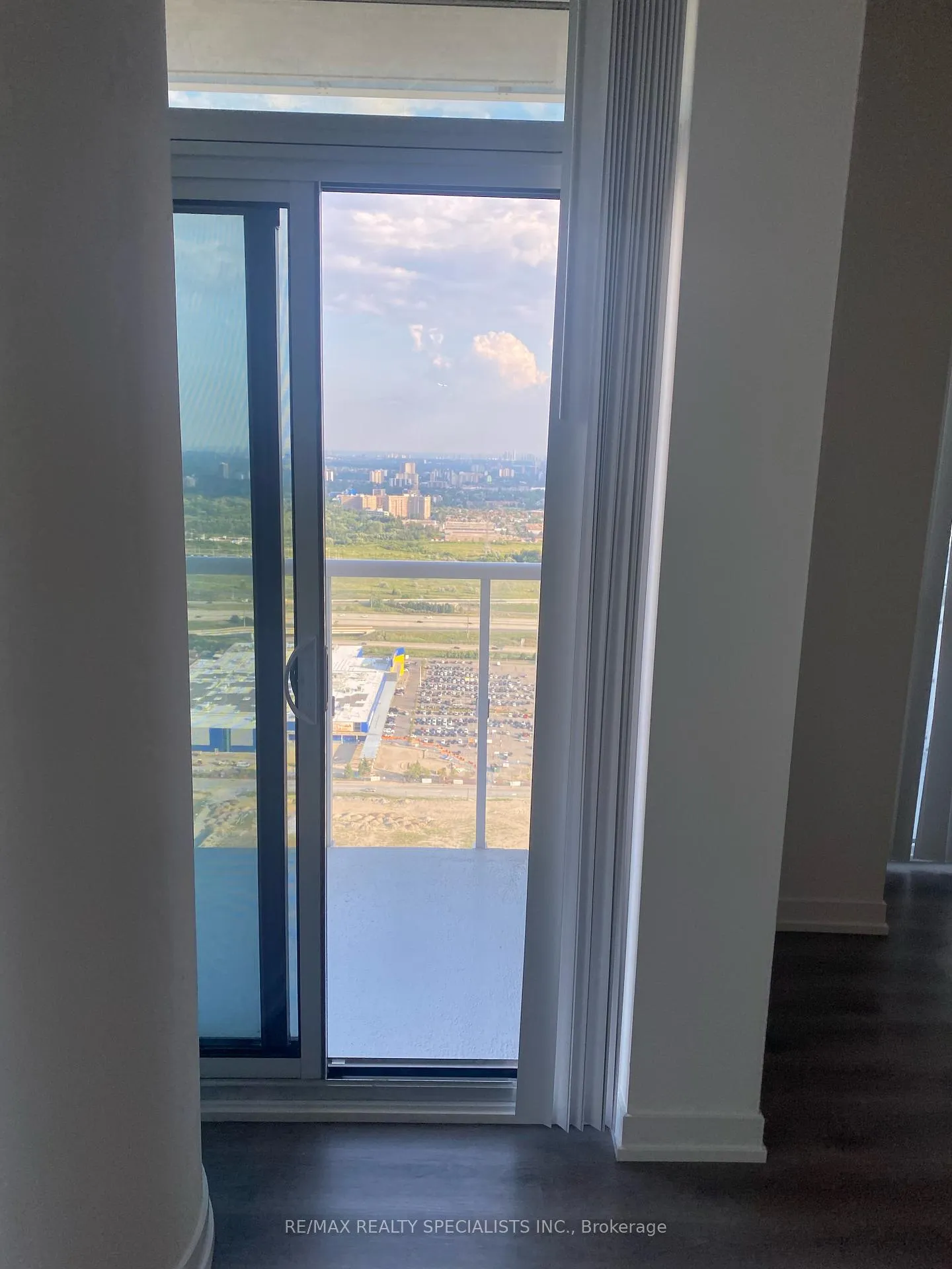 Photo 13 of Unit 5202, 225 Commerce Street, Vaughan, Vaughan Corporate Centre — HOMEH