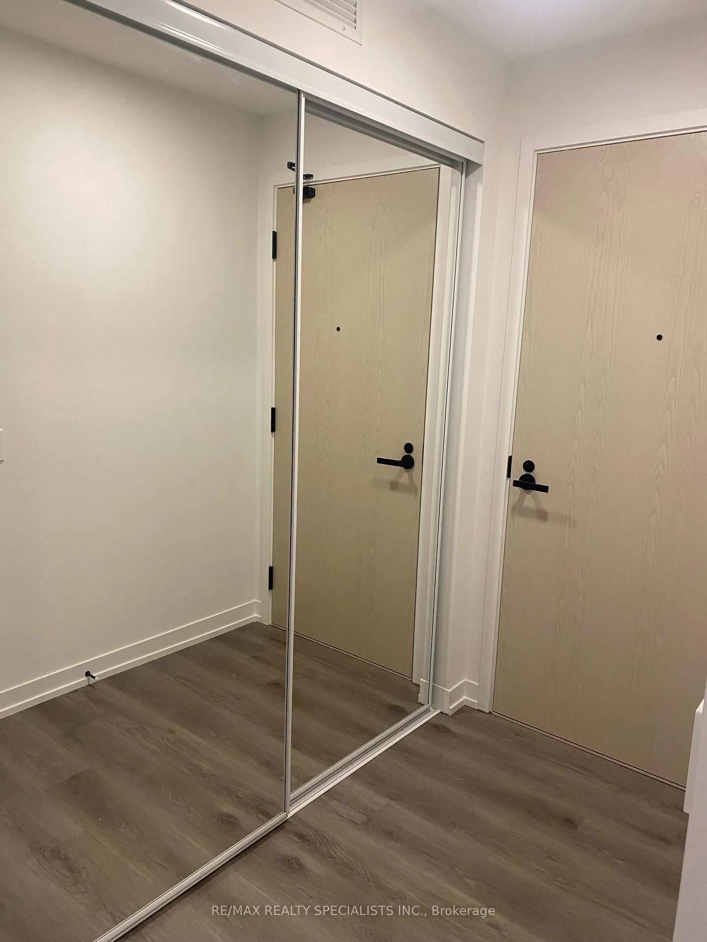 Photo 19 of Unit 5202, 225 Commerce Street, Vaughan, Vaughan Corporate Centre — HOMEH