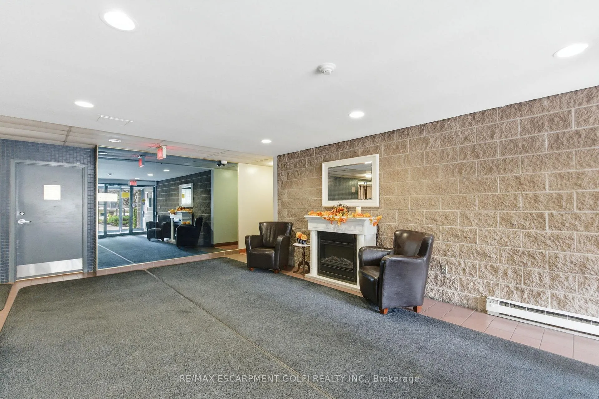 Photo 10 of Unit 510, 175 Hunter Street E, Hamilton, Corktown — HOMEH