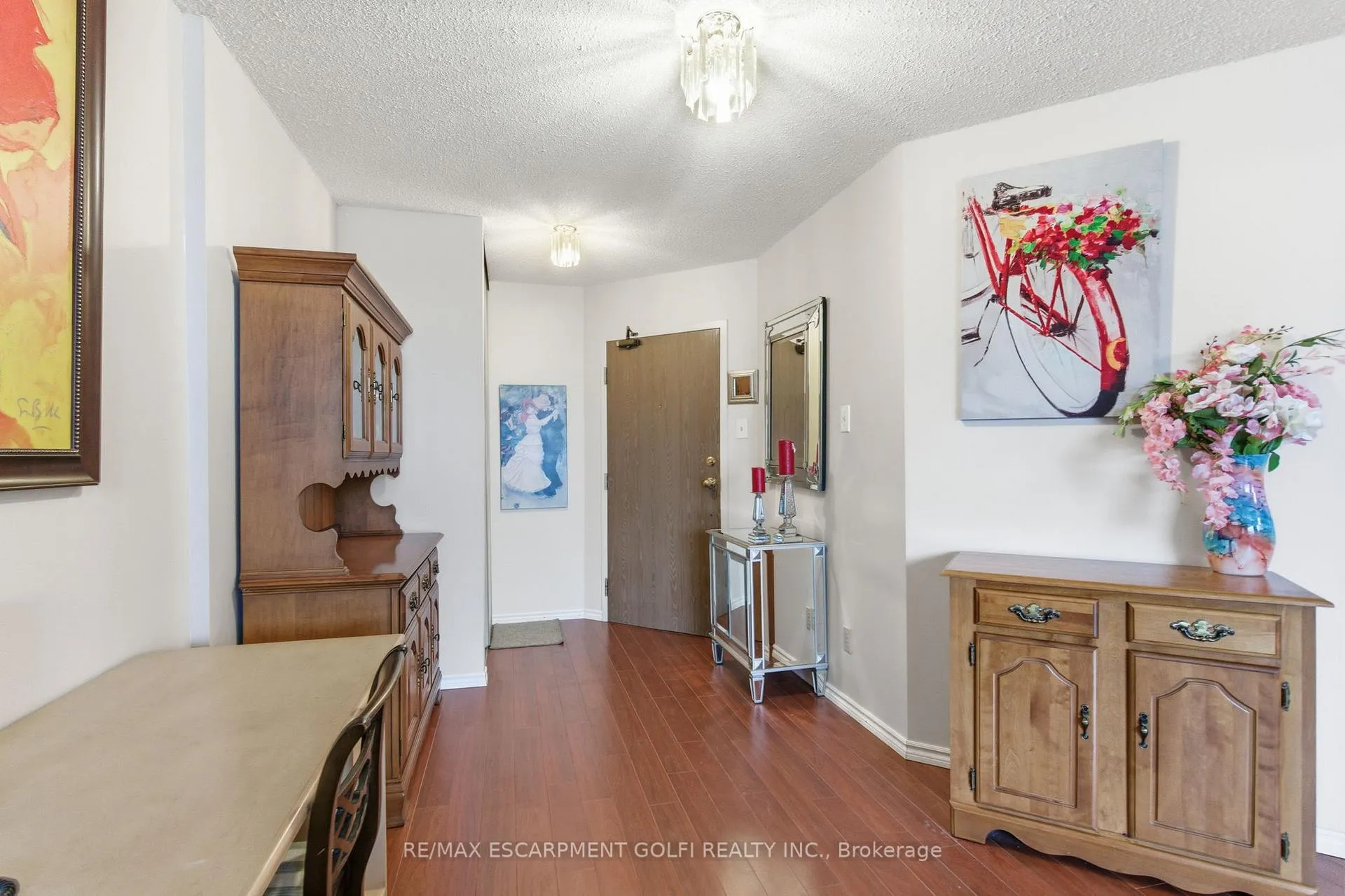 Photo 16 of Unit 510, 175 Hunter Street E, Hamilton, Corktown — HOMEH
