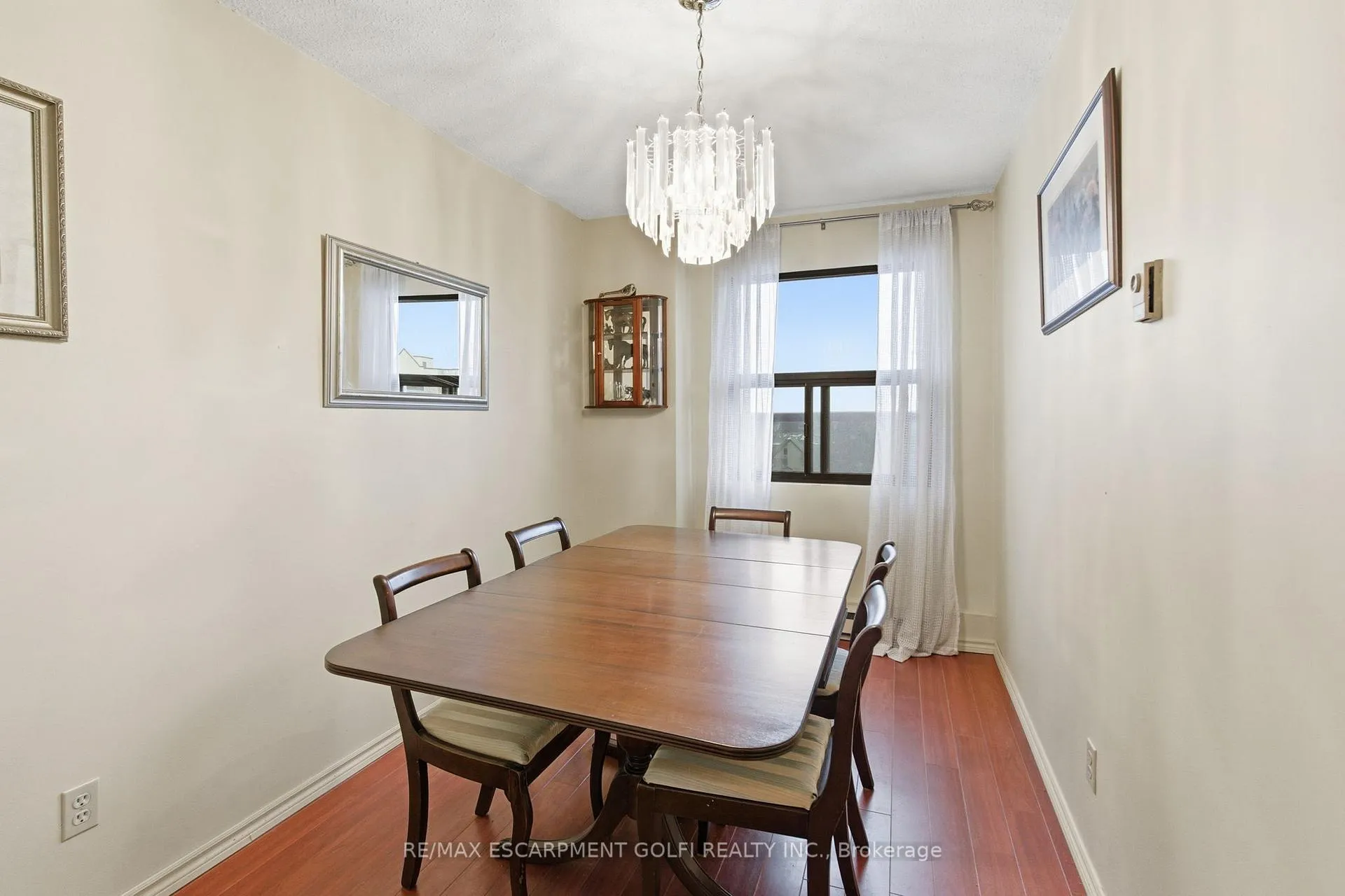 Photo 33 of Unit 510, 175 Hunter Street E, Hamilton, Corktown — HOMEH
