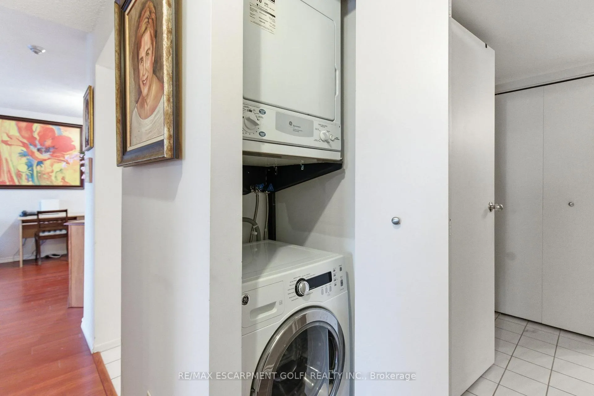 Photo 42 of Unit 510, 175 Hunter Street E, Hamilton, Corktown — HOMEH