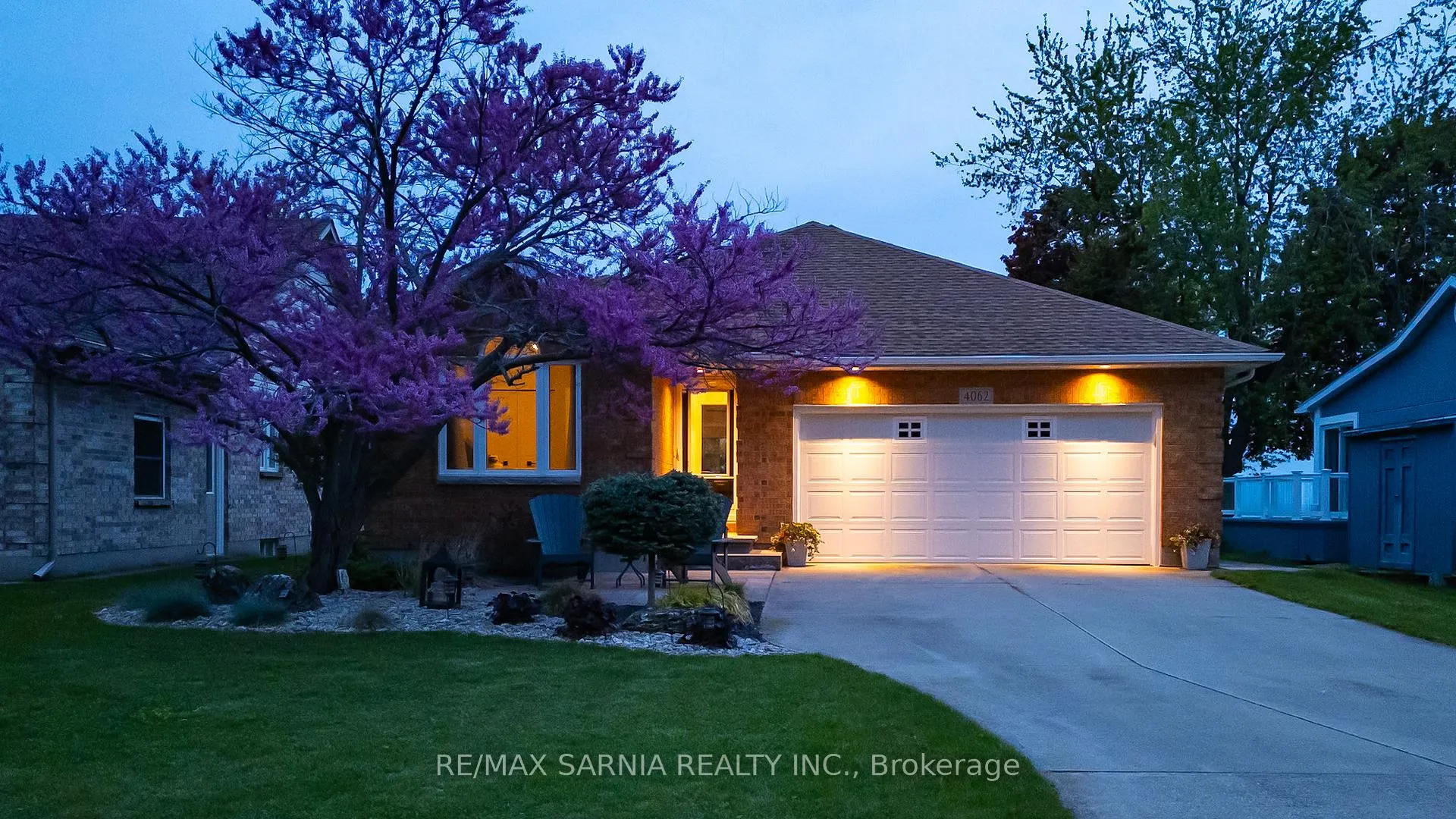Photo 1 of 4062 Bluepoint Drive, Plympton-Wyoming, Plympton Wyoming — HOMEH