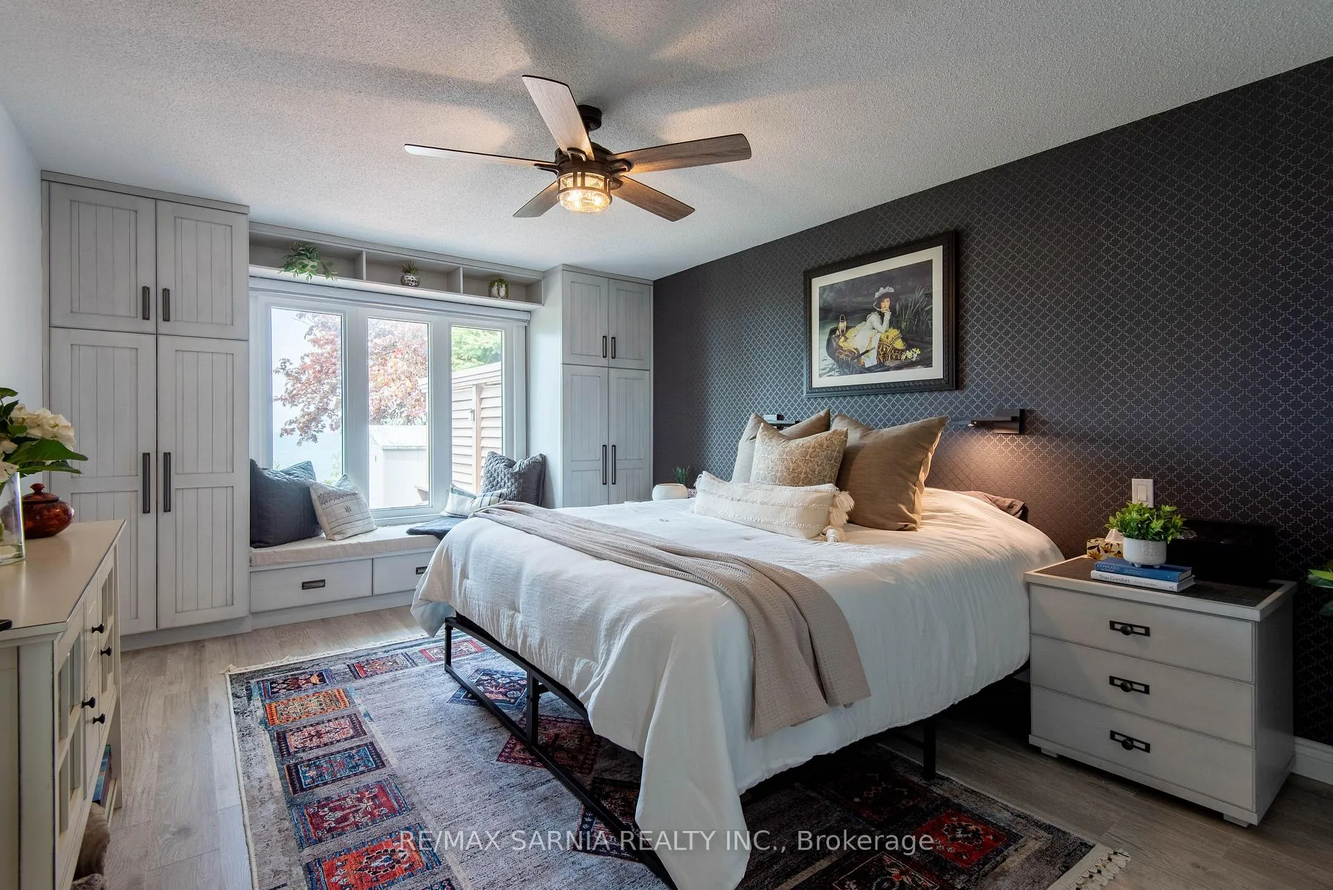 Photo 23 of 4062 Bluepoint Drive, Plympton-Wyoming, Plympton Wyoming — HOMEH