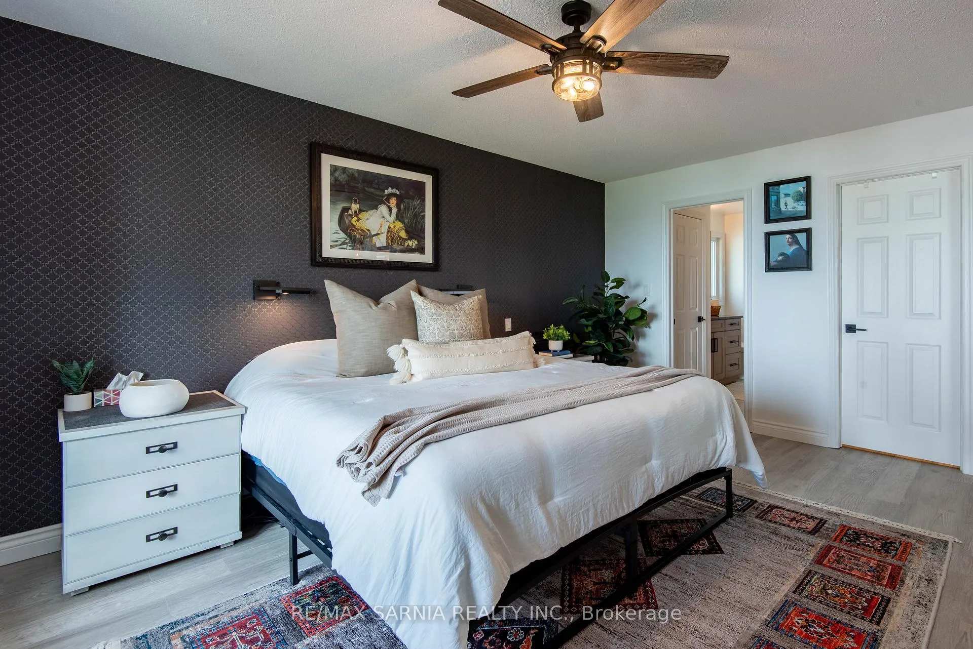 Photo 24 of 4062 Bluepoint Drive, Plympton-Wyoming, Plympton Wyoming — HOMEH