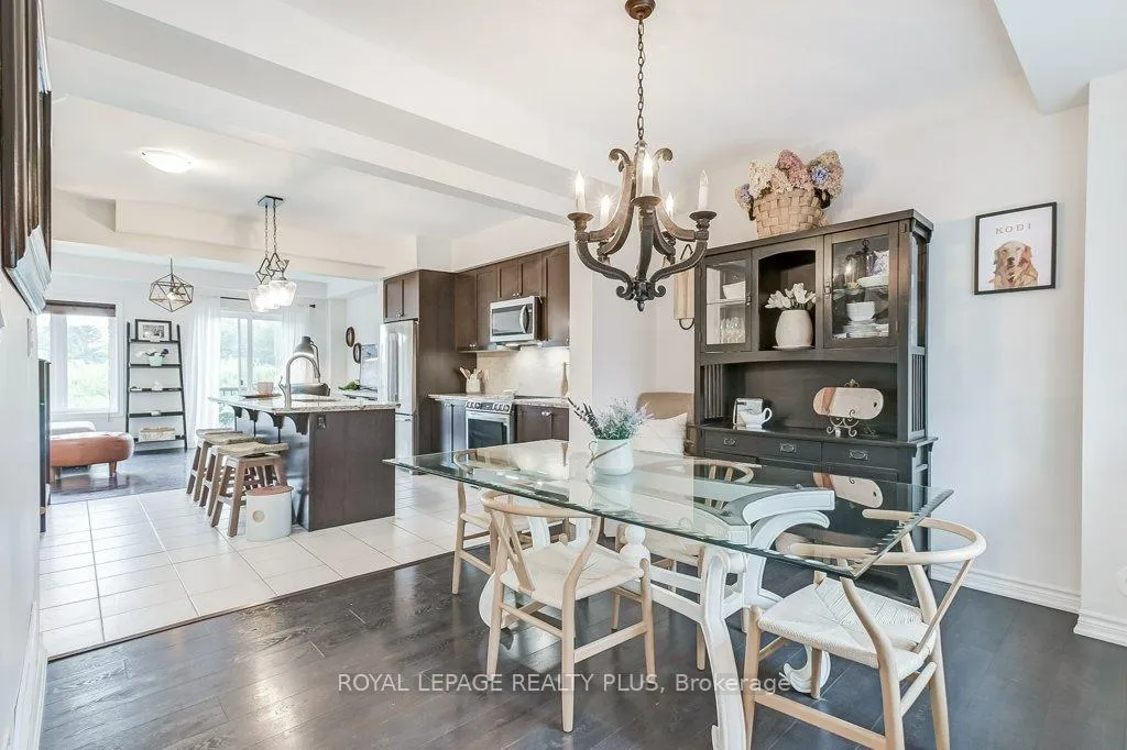 Photo 11 of 64 Borers Creek Circle, Hamilton, Waterdown — HOMEH