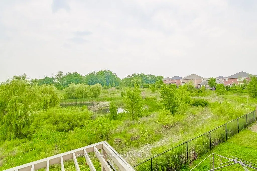 Photo 24 of 64 Borers Creek Circle, Hamilton, Waterdown — HOMEH