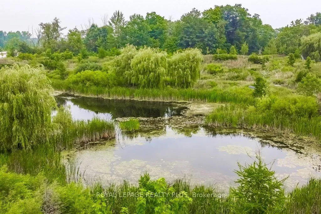 Photo 44 of 64 Borers Creek Circle, Hamilton, Waterdown — HOMEH