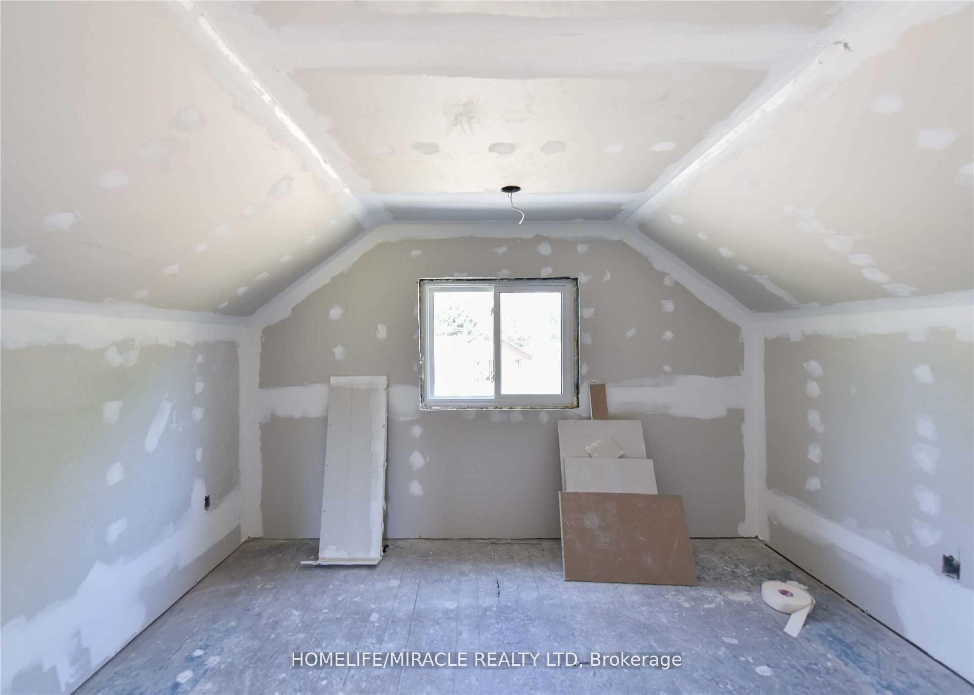 Photo 20 of 481 David Street, Gravenhurst, Muskoka (S) — HOMEH