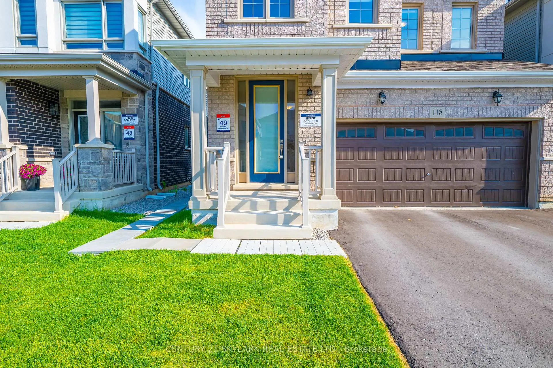 Front of Unit Lower, 118 Shepherd Drive