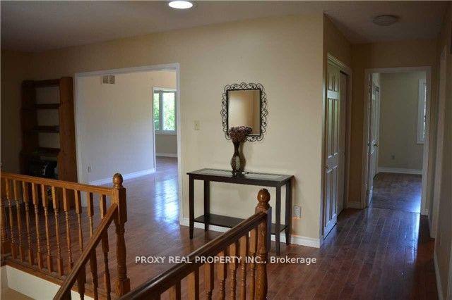 Photo 3 of 331 Winnifred Drive, Georgina, Keswick South — HOMEH