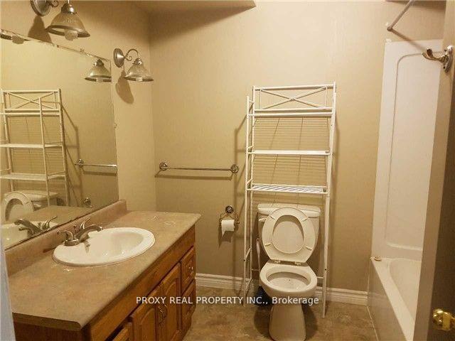 Photo 14 of 331 Winnifred Drive, Georgina, Keswick South — HOMEH