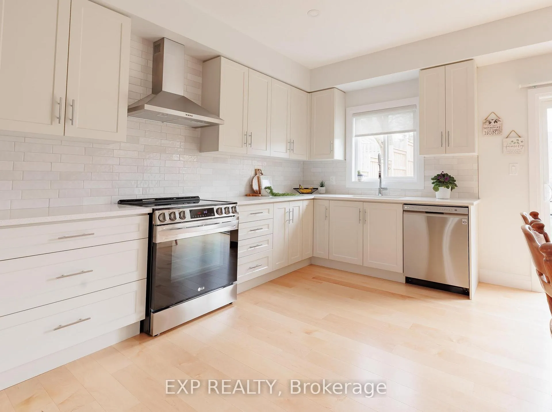 Photo 7 of 164 Snyder Avenue N, Woolwich — HOMEH