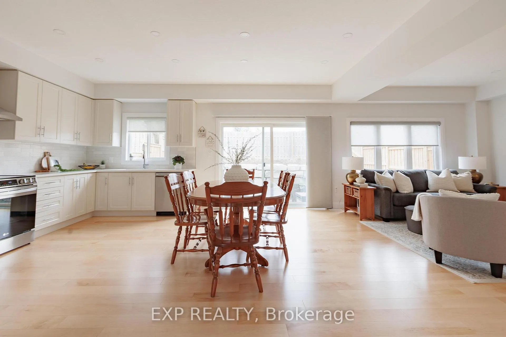 Photo 14 of 164 Snyder Avenue N, Woolwich — HOMEH