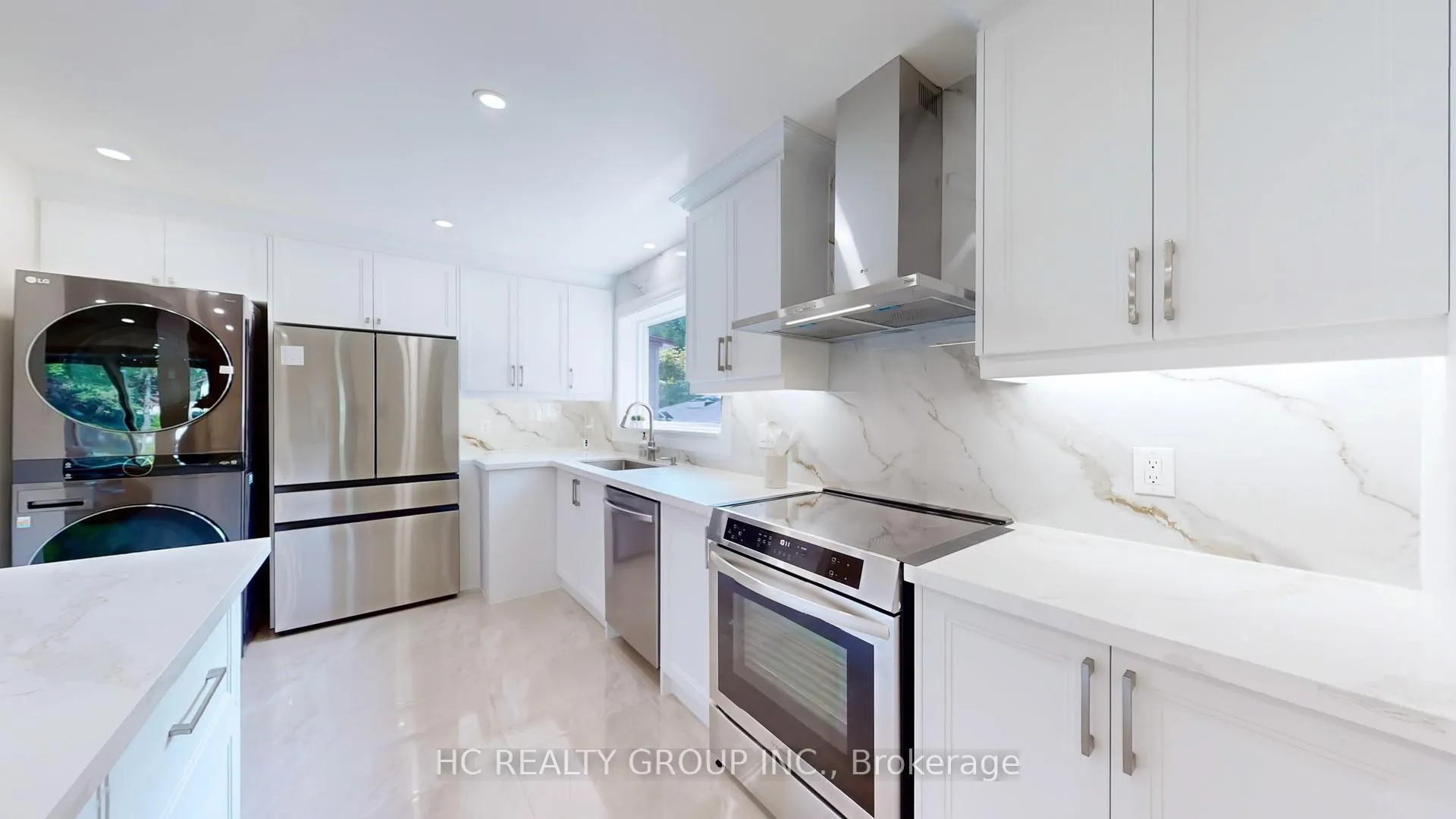 Photo 15 of 21 Sir Constantine Drive, Markham, Markham Village — HOMEH