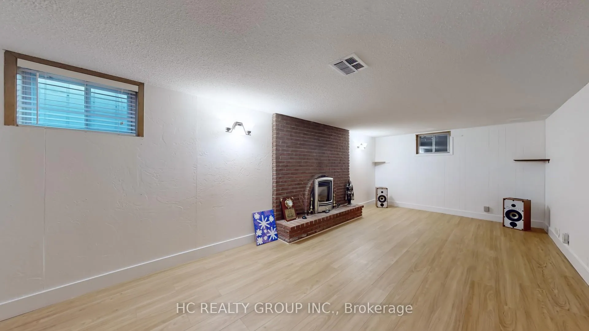 Photo 28 of 21 Sir Constantine Drive, Markham, Markham Village — HOMEH
