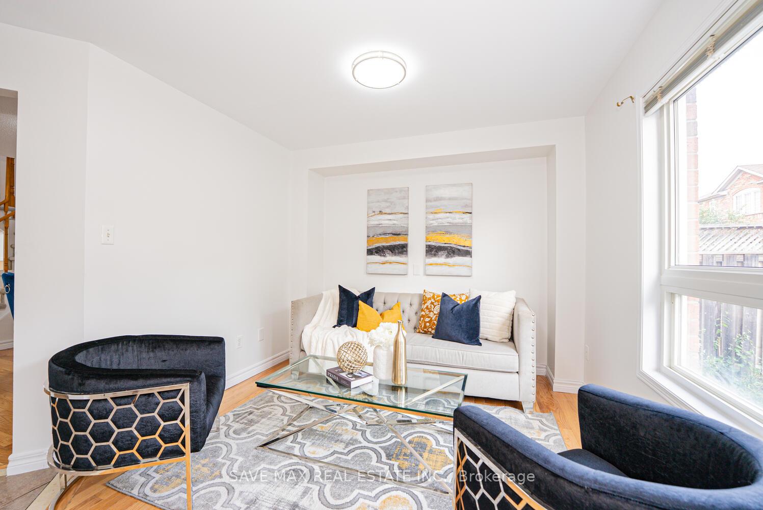 Photo 11 of 100 Bushmill Circle, Brampton, Fletcher's Meadow — HOMEH