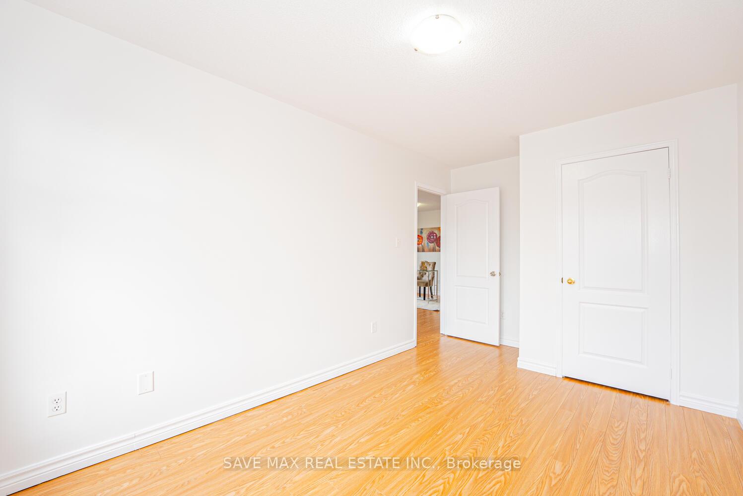 Photo 35 of 100 Bushmill Circle, Brampton, Fletcher's Meadow — HOMEH