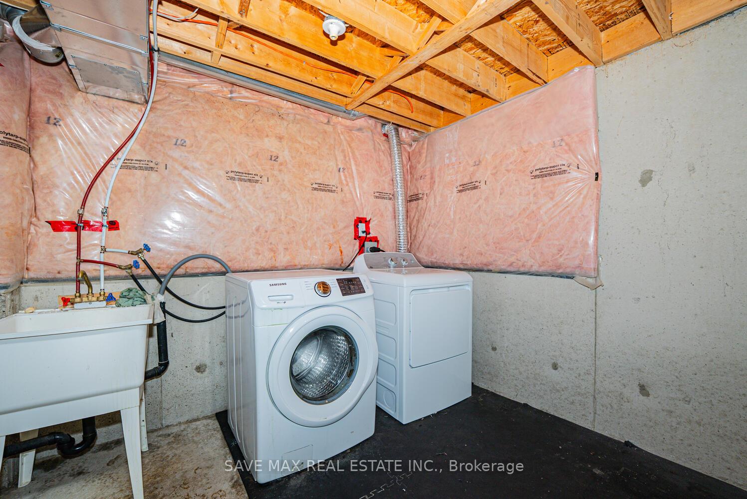 Photo 41 of 100 Bushmill Circle, Brampton, Fletcher's Meadow — HOMEH