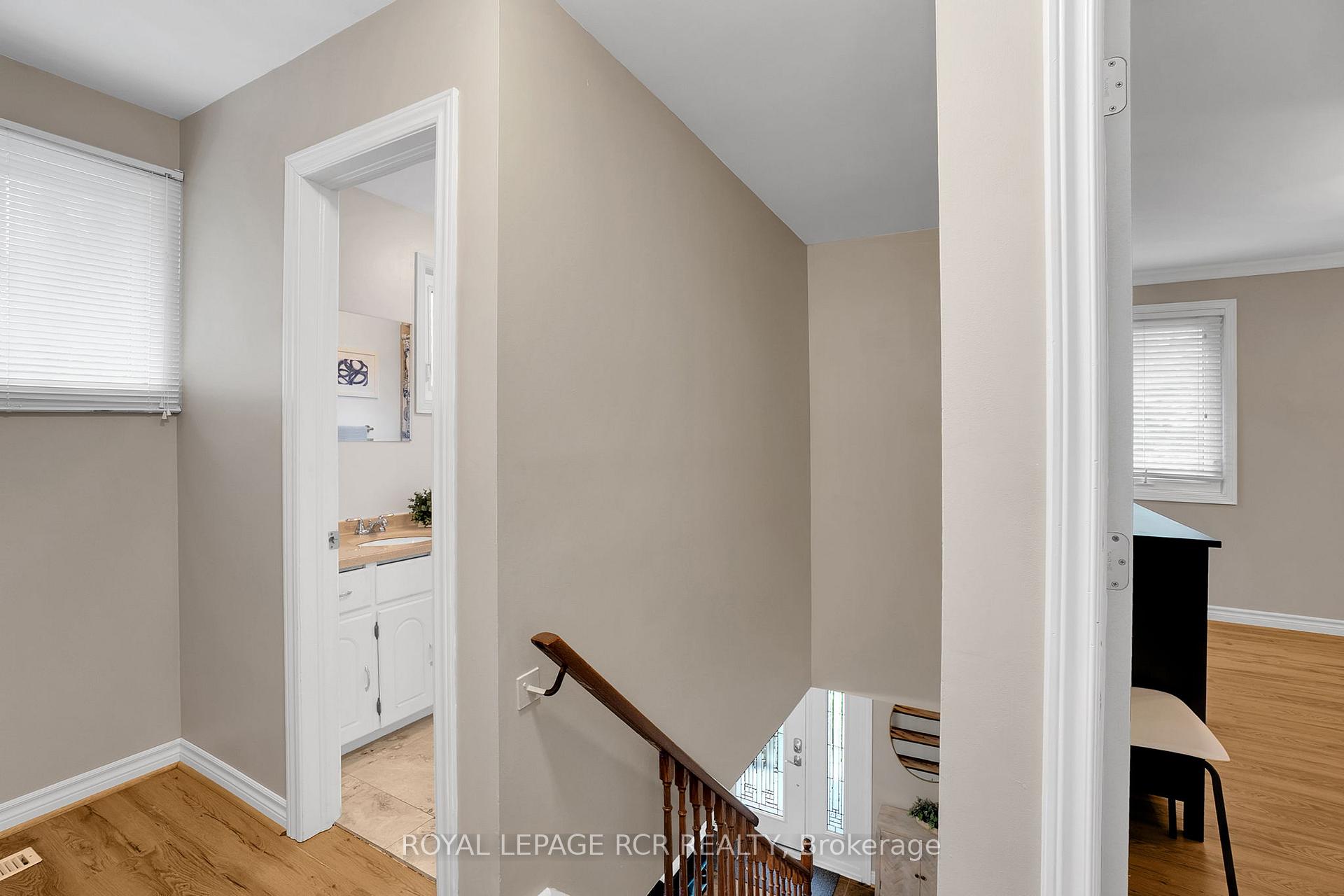 Photo 22 of 45 Westview Crescent, Caledon, Palgrave — HOMEH