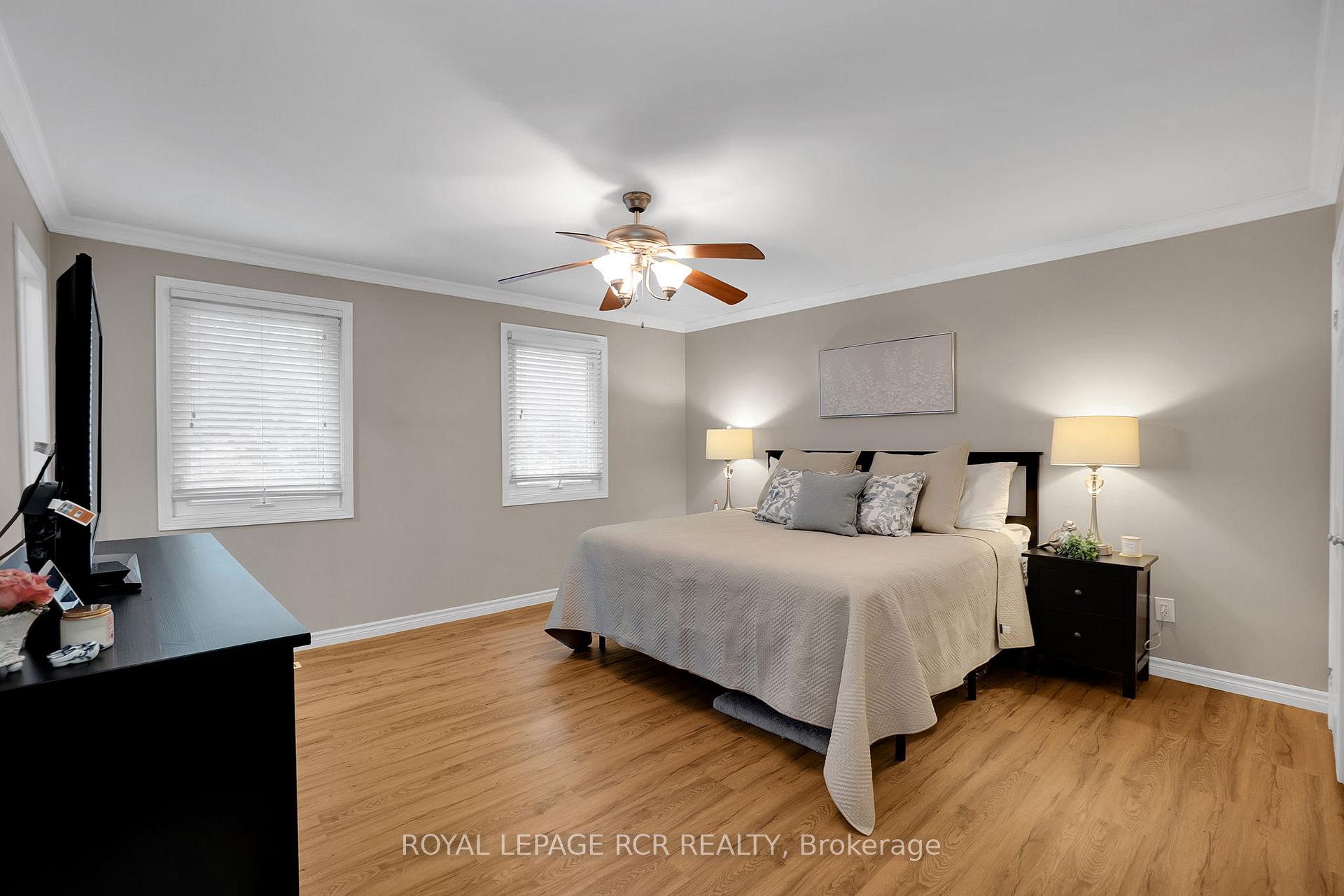 Photo 23 of 45 Westview Crescent, Caledon, Palgrave — HOMEH