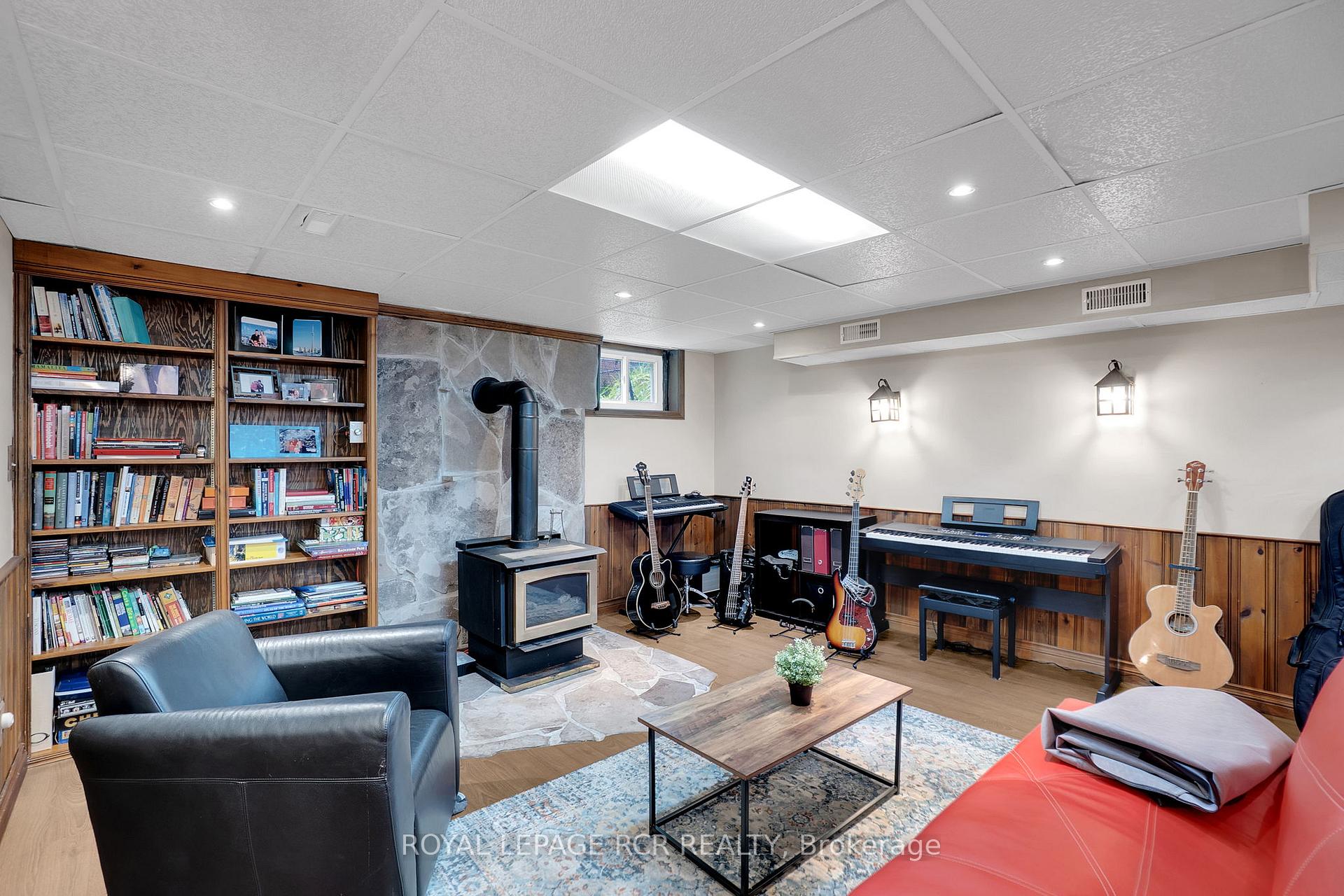 Photo 32 of 45 Westview Crescent, Caledon, Palgrave — HOMEH