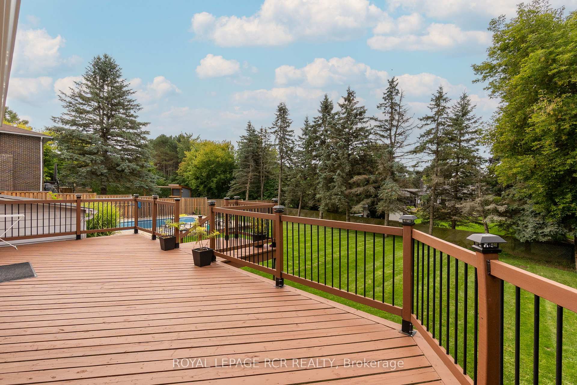 Photo 38 of 45 Westview Crescent, Caledon, Palgrave — HOMEH