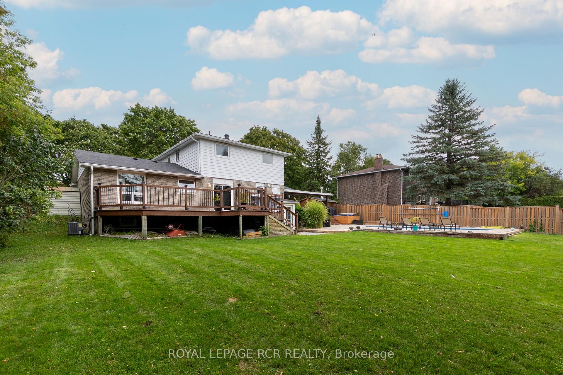 Photo 40 of 45 Westview Crescent, Caledon, Palgrave — HOMEH