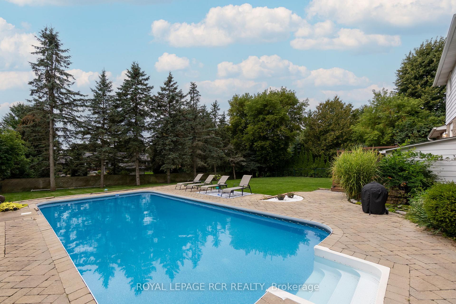 Photo 44 of 45 Westview Crescent, Caledon, Palgrave — HOMEH