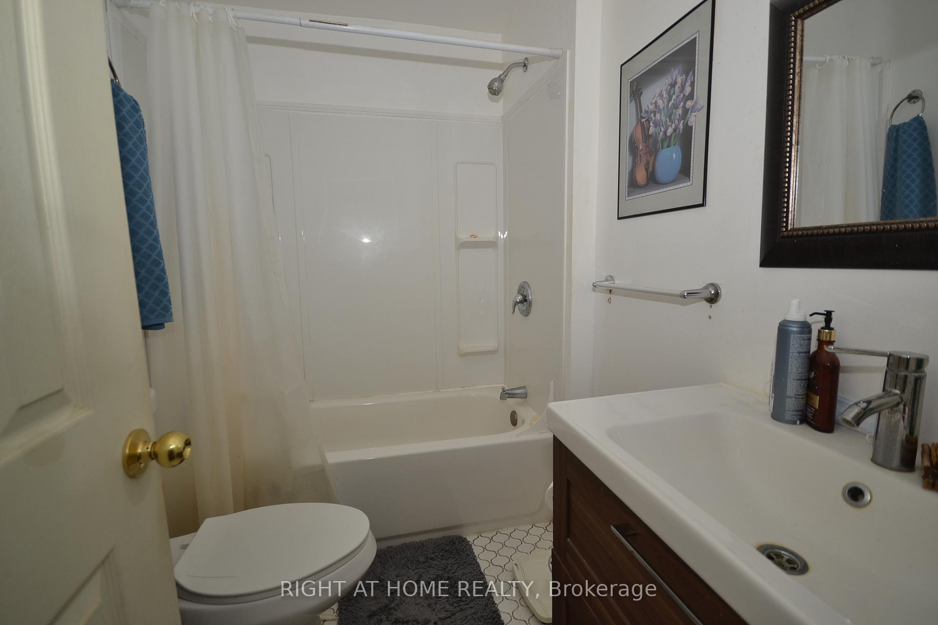 Photo 9 of Unit A, 5508 Osgoode Main Street, Ottawa, Osgoode — HOMEH