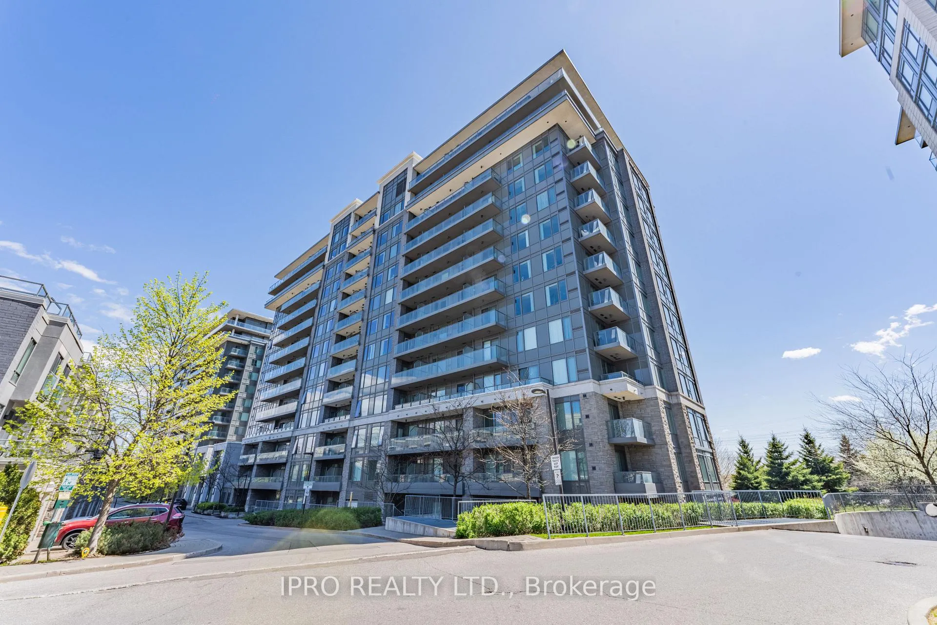 Front of Unit 609, 277 South Park Road